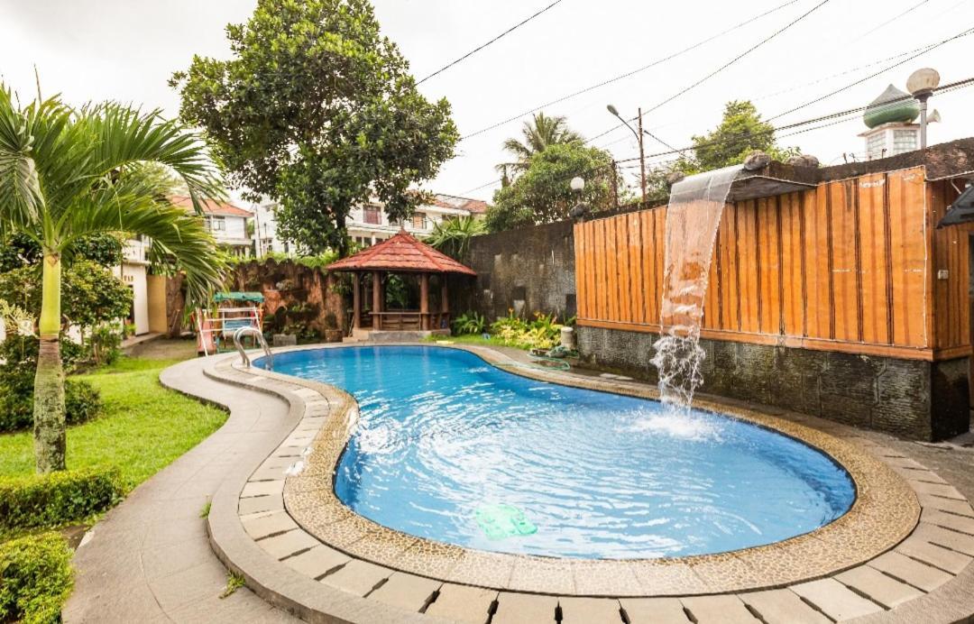 Villa Anjung Balak Cisarua Bagian luar foto