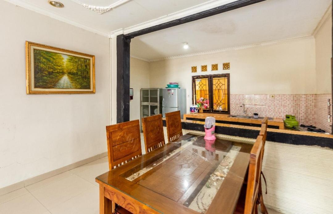 Villa Anjung Balak Cisarua Bagian luar foto